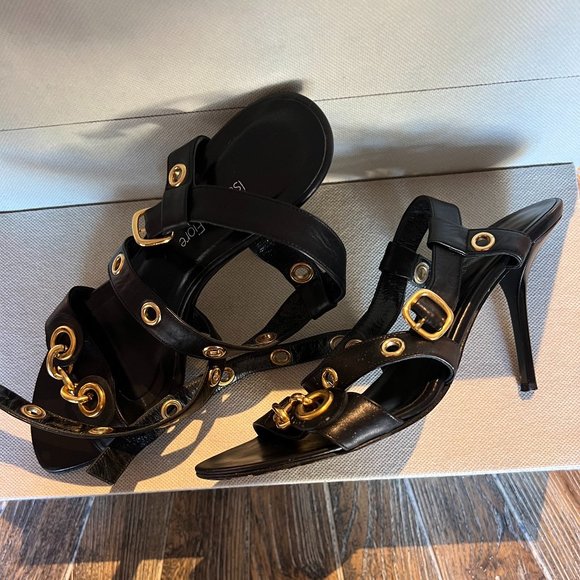 Isabella Fiore Italian Black Leather & Gold Chain Heels - Picture 1 of 7
